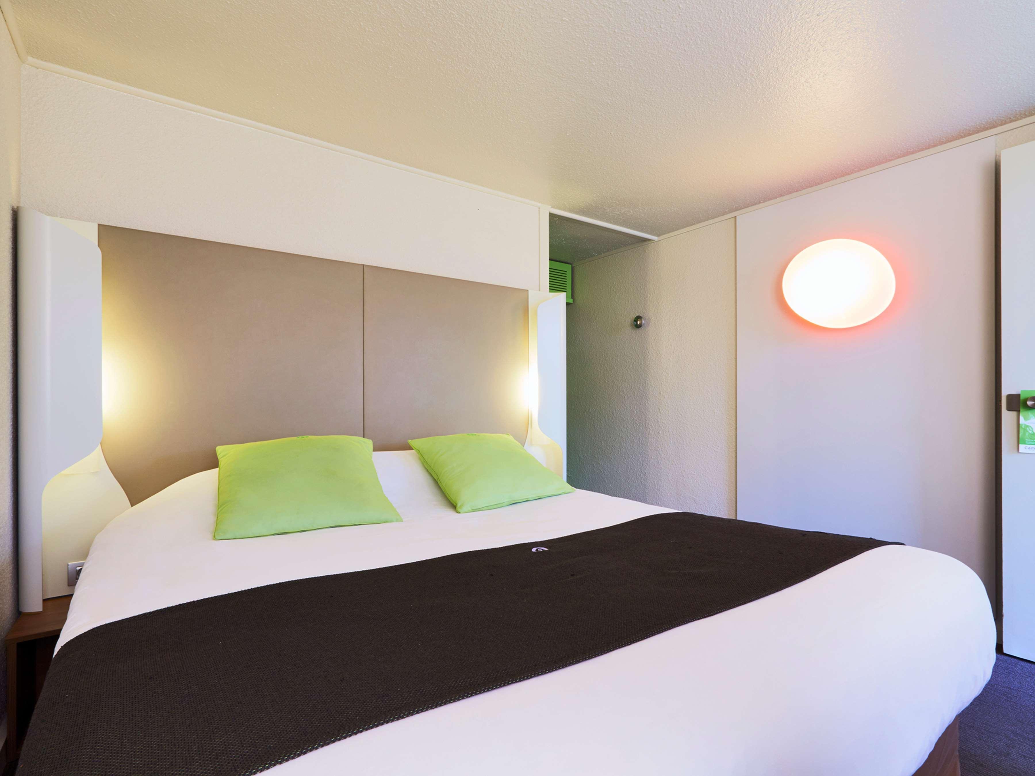 Campanile Montelimar Nord - A7 Sortie 17 Otel Les Tourrettes Dış mekan fotoğraf